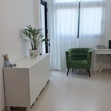 Summer Corner *